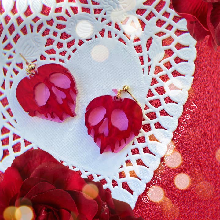 Cosmic lovely – wholesale Dangle earrings – Love Struck Poison Apple Earrings0