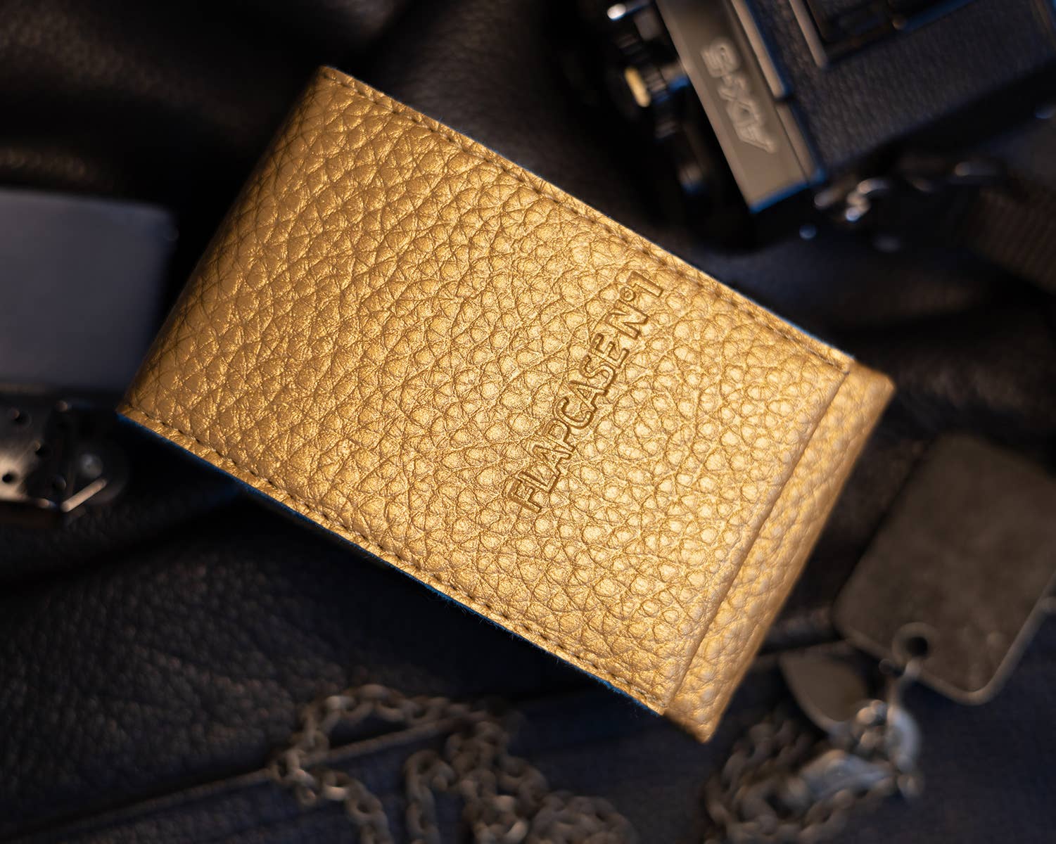 FLAPCASE N°1 - Vente Étui à cigarettes - OR UN2