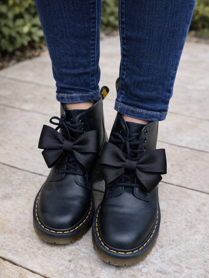 Clips Carrie noir pour la vente par Froufrouz