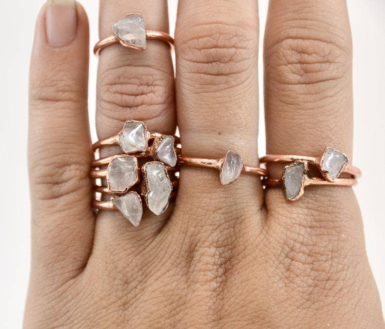 Daddy Daughter Jewelry – Großhandel Cocktail-/Statement-Ring – Zierlicher Kupfer-Rosenquarz-Ring | Love Stone Rosa Rosenquarz9