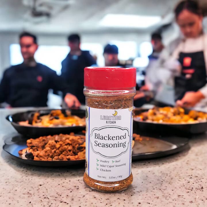 Mélange d'assaisonnements noircis pour la vente par Lunation Stores