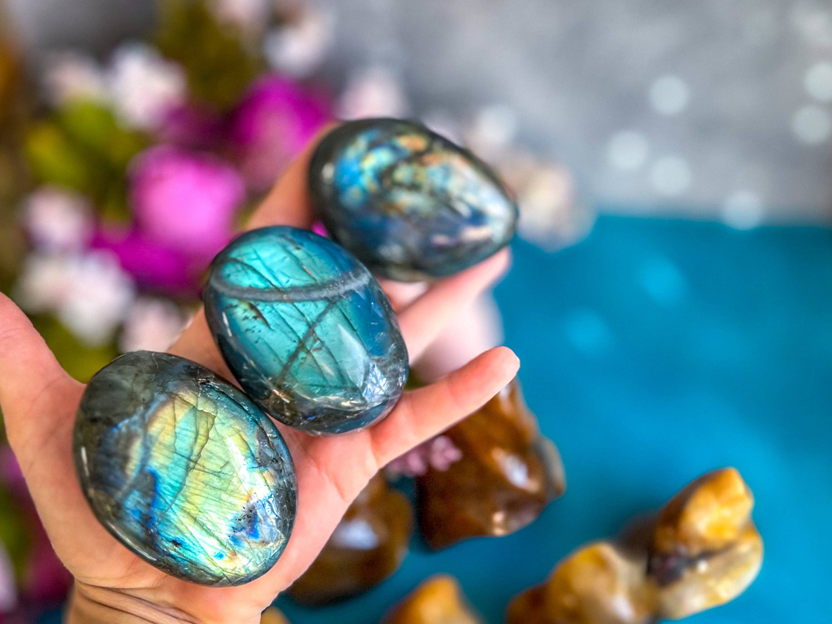 Mandala Gems - Wholesale Spiritual Stone/Crystal - PRETTY Labradorite Palm Stone5