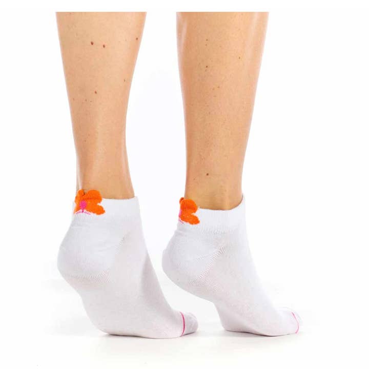 White cotton ankle socks with butterfly tab 36/41. for wholesale by FIL DE JOUR