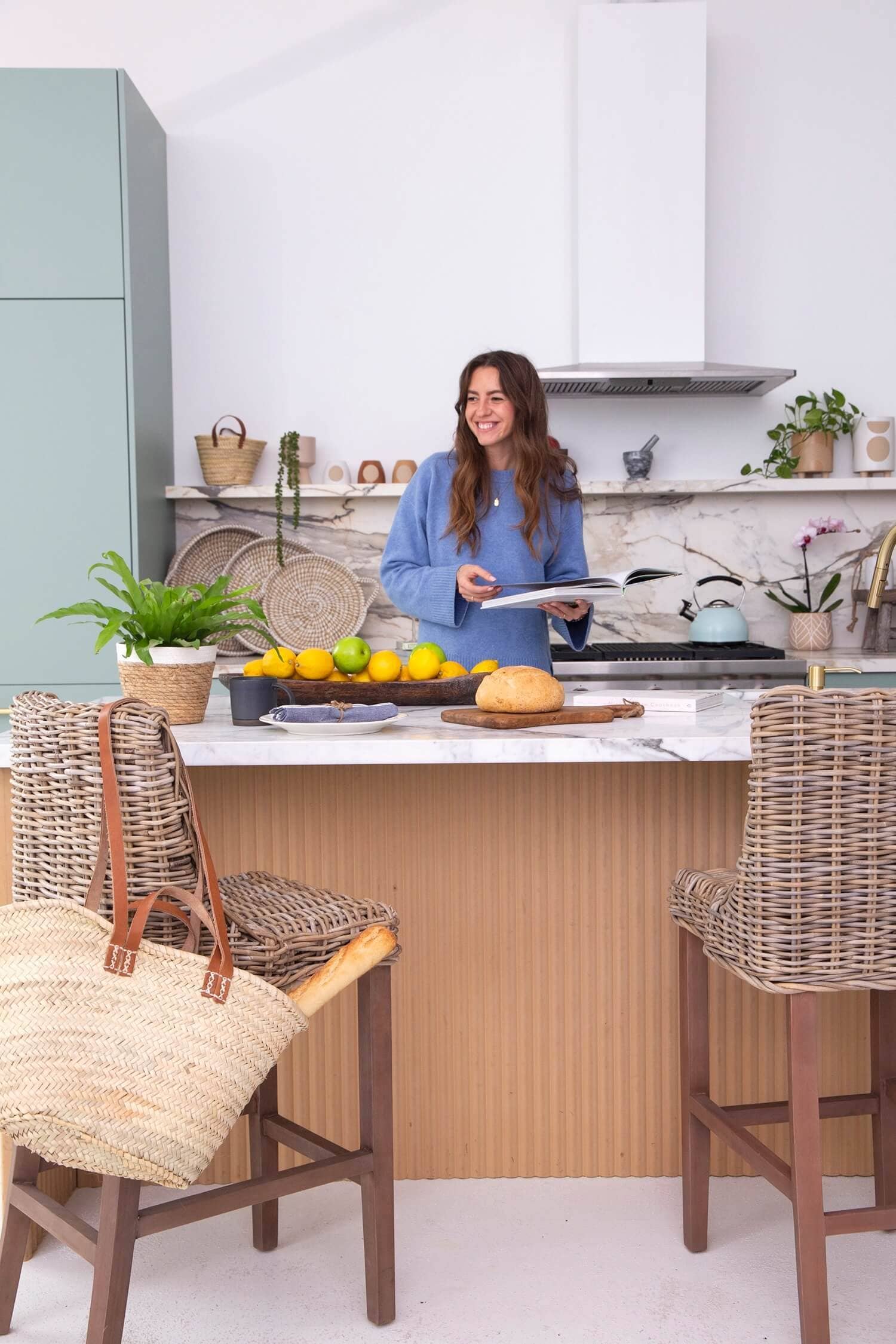 Bacon Basketware - Wholesale Stool - RATTAN COUNTER STOOL5