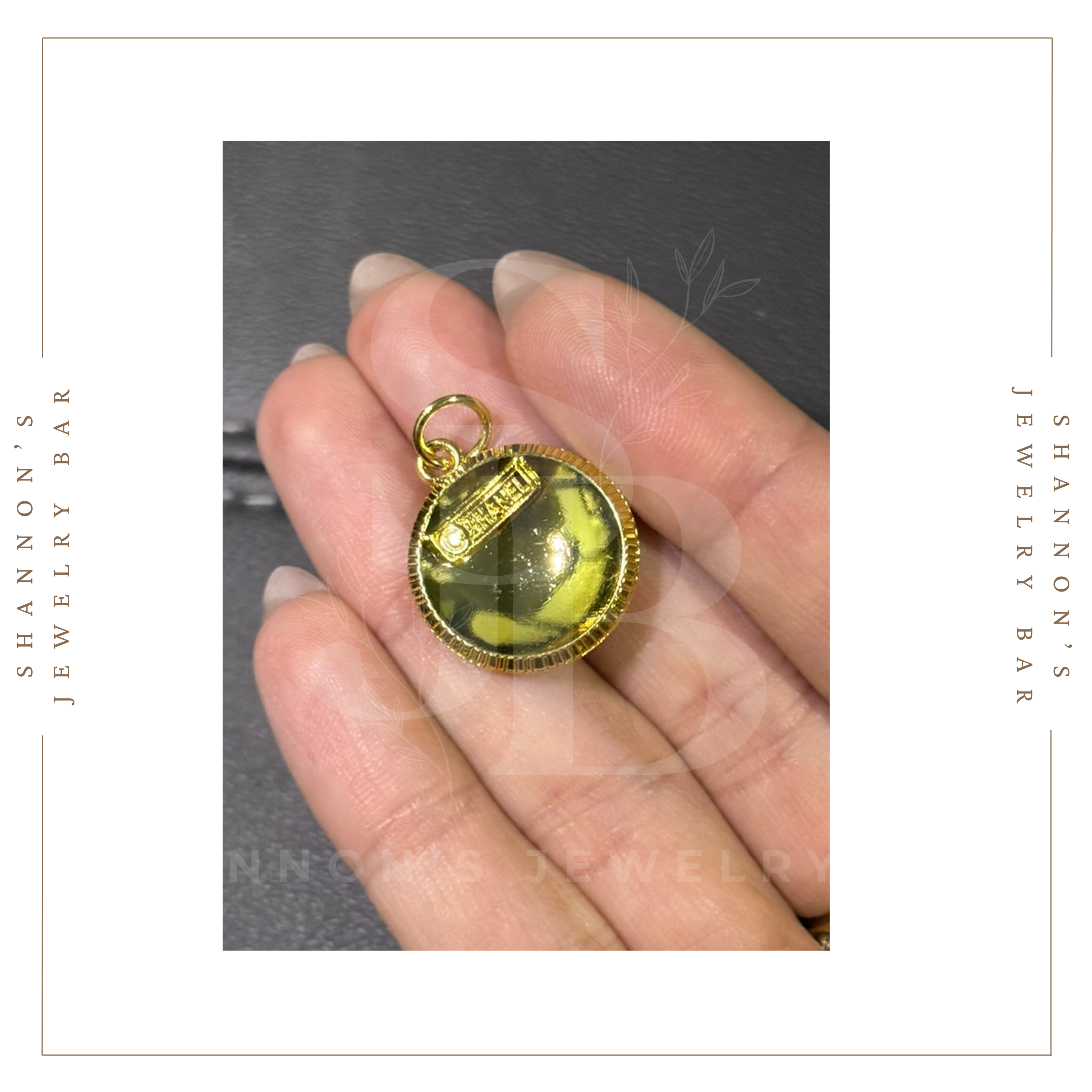 Shannon's Jewelry Bar - Vendita all'ingrosso Ciondolo/pendente - CHANEL Ciondolo con Cerniera Oro CC Rotondo 20mm4