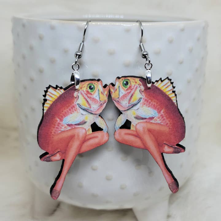 Boucles d'oreilles Lady Fish (demande votre présence au bal) pour la vente par Iamsonotcool