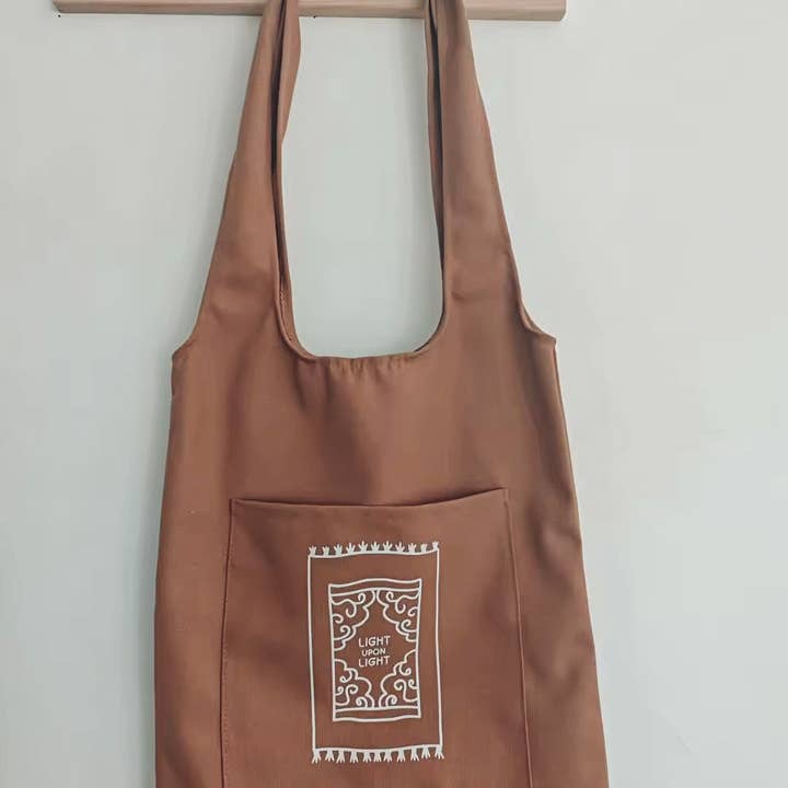 Sac Fourre-Tout Lumière sur Lumière pour la vente par Maryams Corner