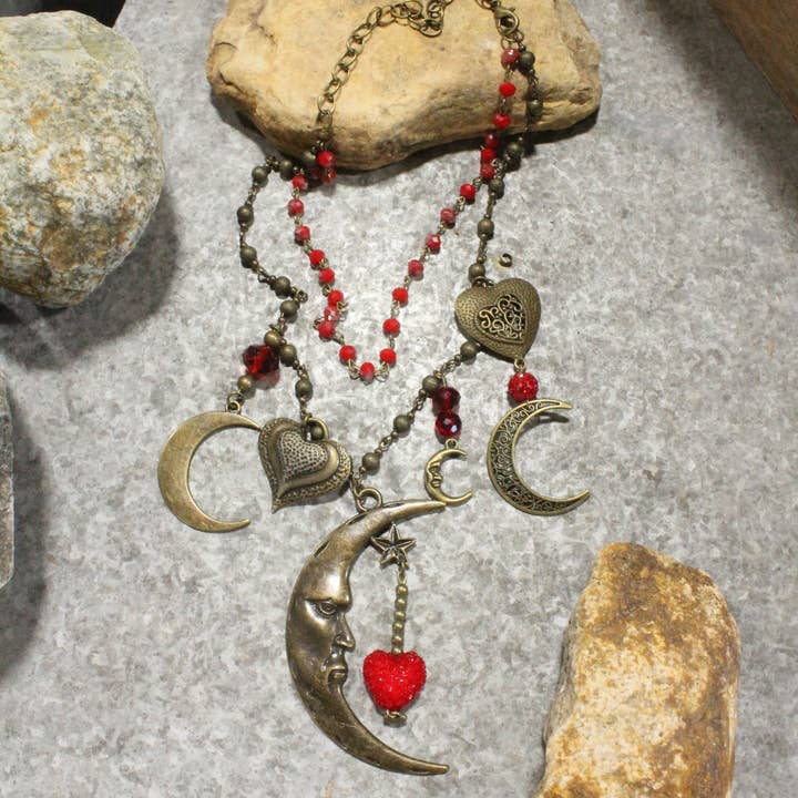 Collier Charm'd Follement Amoureuse de Toi pour la vente par The Primitive Peddler, Inc.