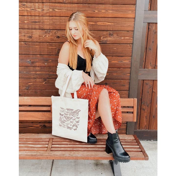 Borsa in tela con falene e farfalle per la vendita all'ingrosso da parte di The Vault