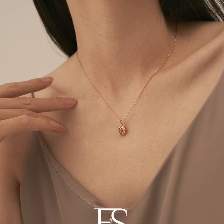 Furano Studio - Wholesale Pendant/Charm Necklace - 18K Gold Vintage Red Ruby Oval Necklace; Crystal Pendant