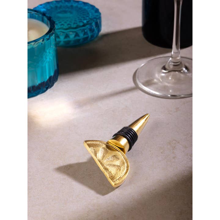 GAURI KOHLI - Wholesale Wine Stopper - Trellis Gold Citrus Slice Wine Bottle Stopper3