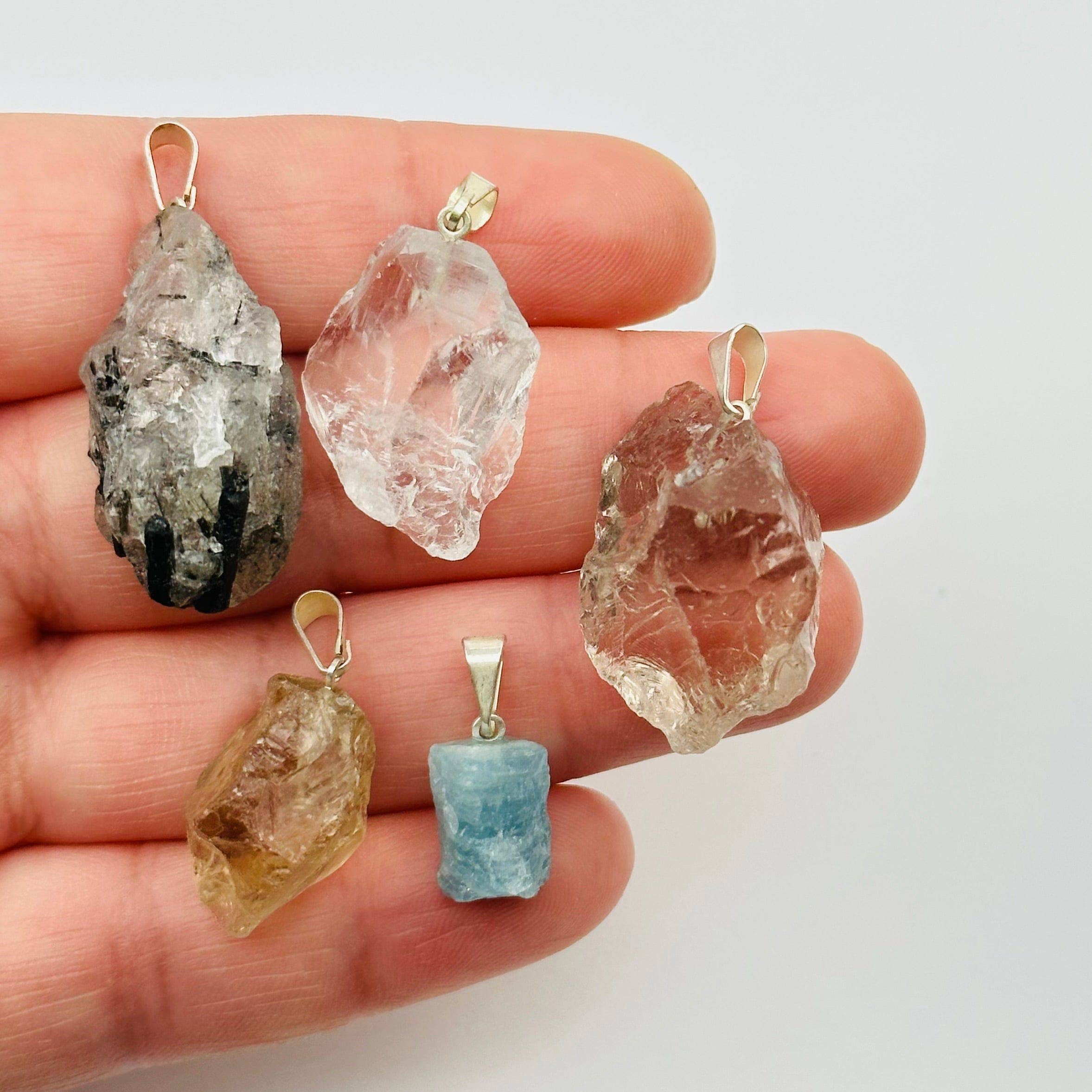 Rock Paradise - Venta al por mayor Abalorios/colgantes individuales - Colgante de piedra de cristal natural en bruto - Elige tu piedra10