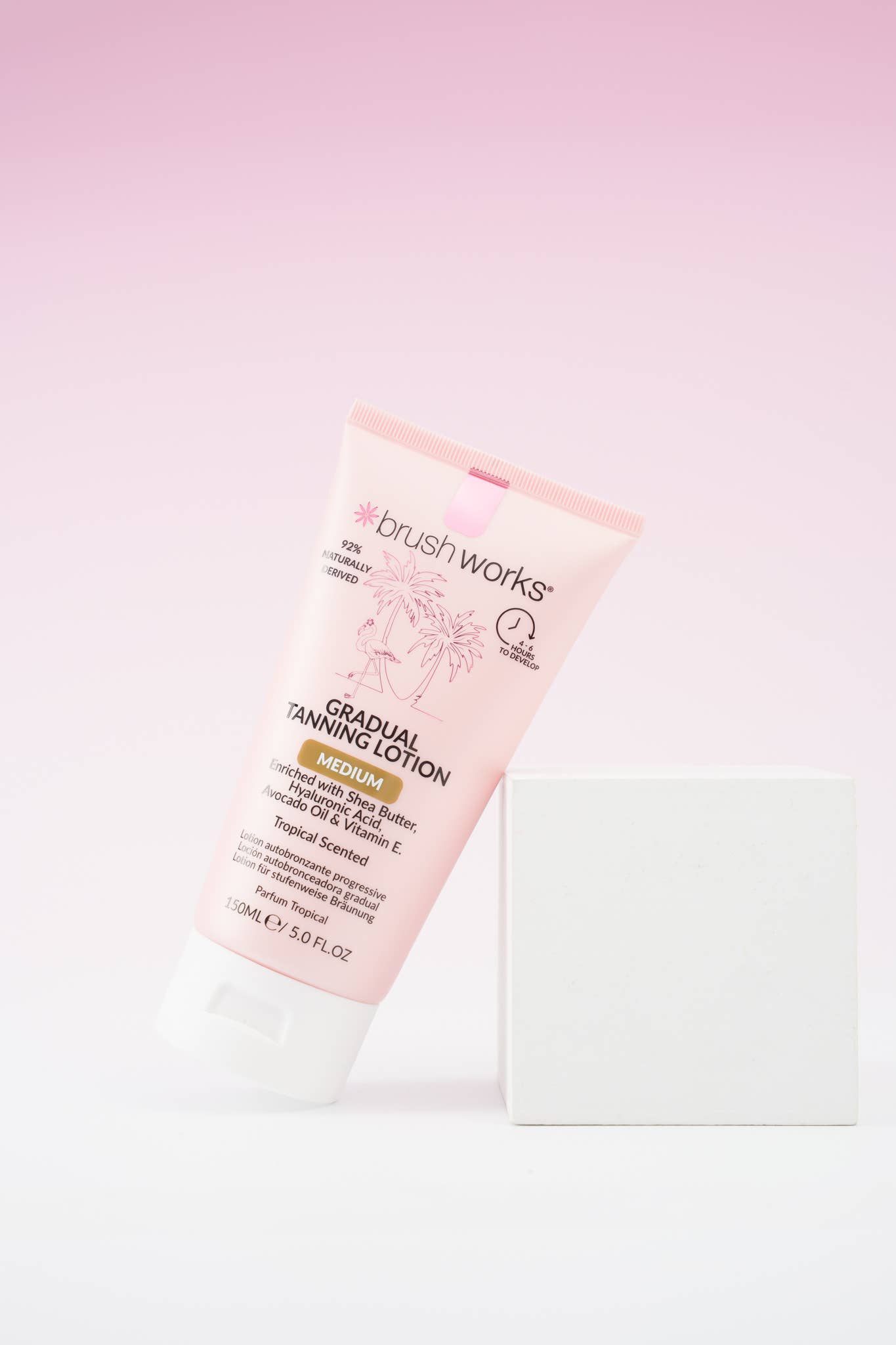 Soinvogue – wholesale Self-tanner – Brushworks Gradual Tanning Lotion Medium - 150ml1