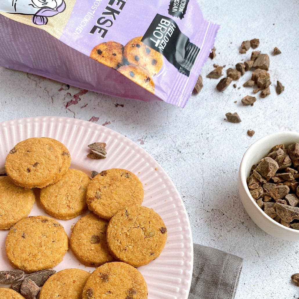 Heldenbrot - Wholesale Cookie - (Set of 6) Biscuits with Chocolate Chips | From Saved Bread3