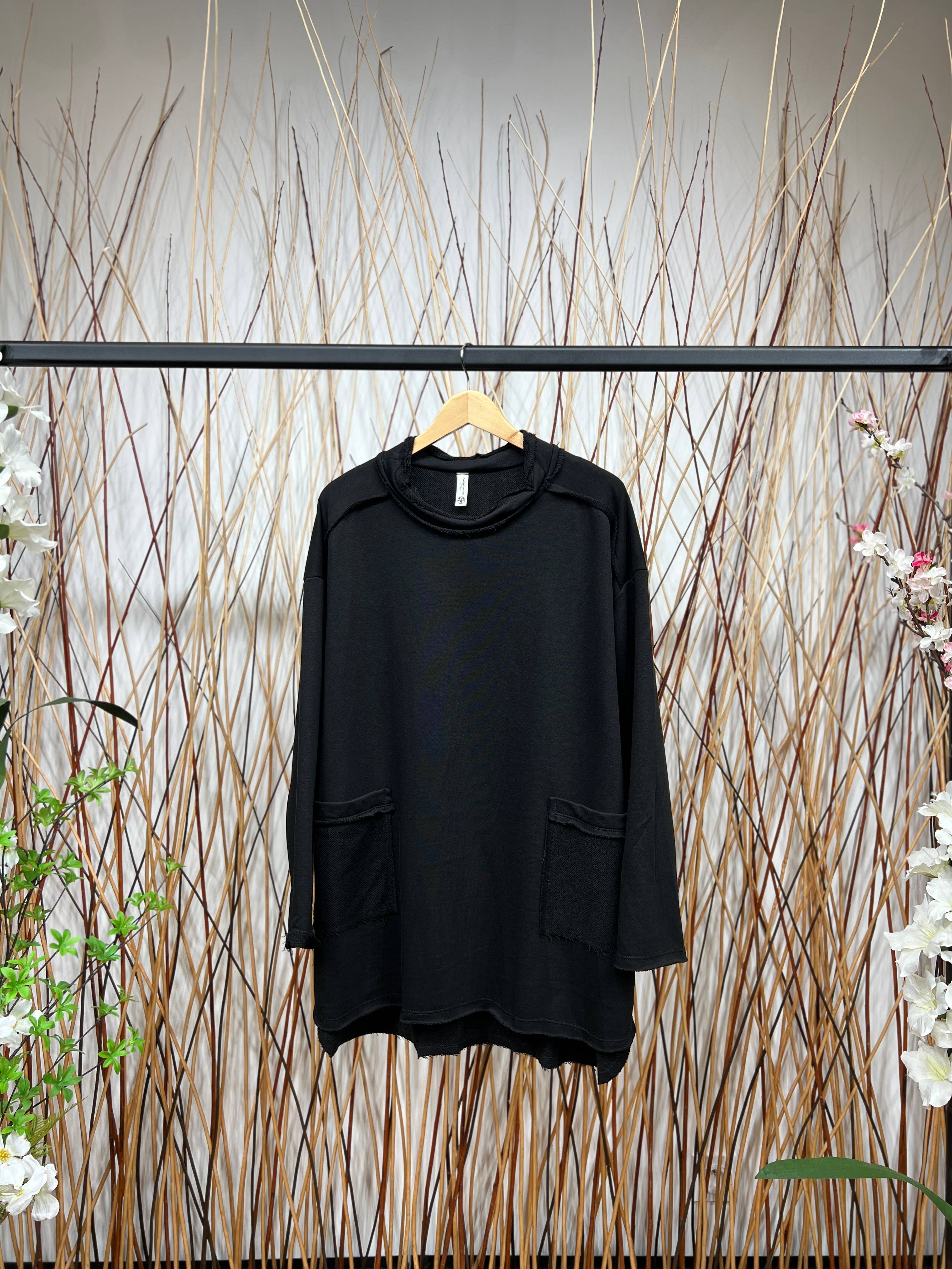 L'Emotion - Wholesale Sweatshirt - Women's - Cotton Large Functional Pockets Tunic Sweatshirt    3