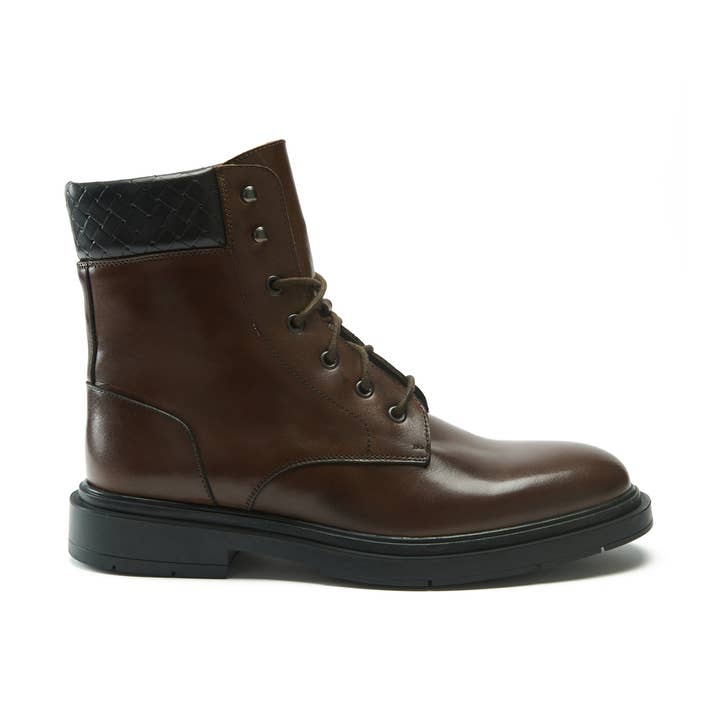 Bota marrón con cordones para hombre. Hecha en Italia. FD3142 para venta al por mayor de Frank Daniel
