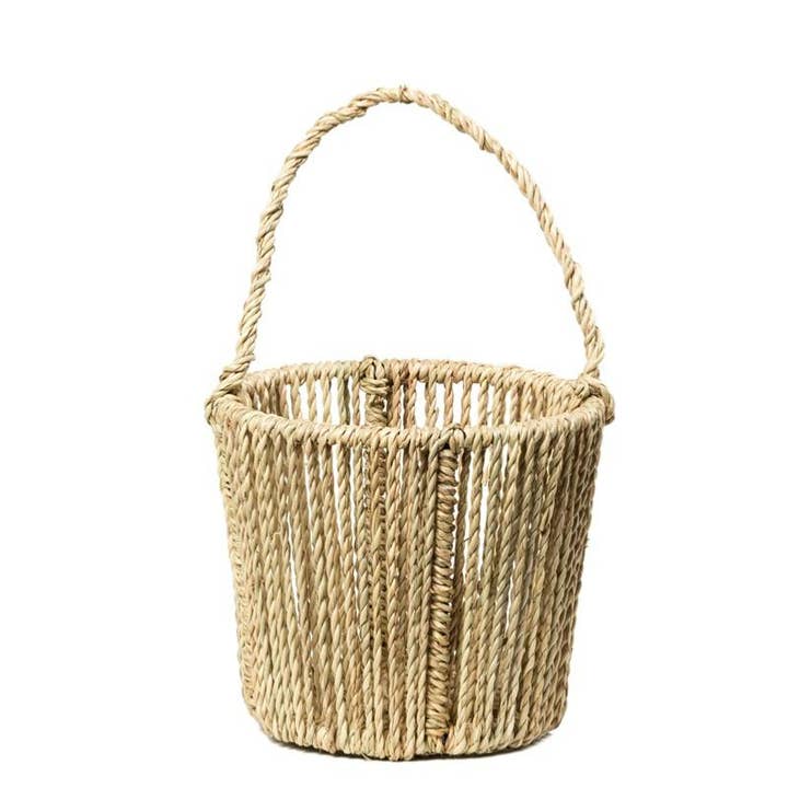 Woven basket in natural fiber S Kawai for wholesale by COSYDAR-DECO