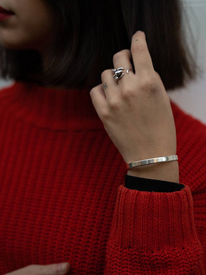 Simple Bangle Bracelet for wholesale by Urbiana