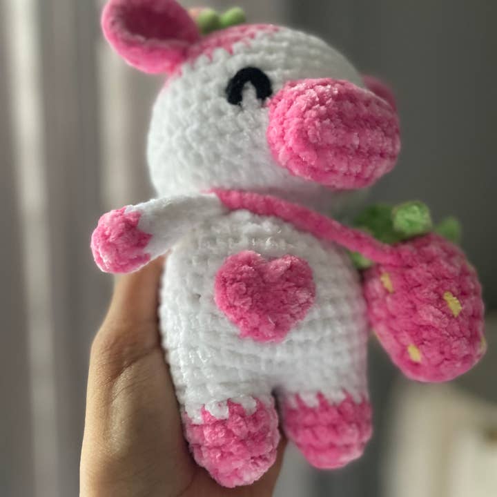 Anh2 LTD - Wholesale Stuffed/Plush Toy - Kids & Baby - Cute Crochet Mini Strawberry Cow Plushie, Stuffed Animal Toy