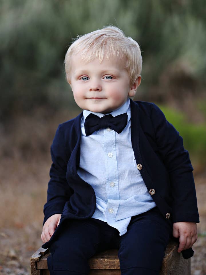 Pajarita azul marino sólido para venta al por mayor de Navy Fields