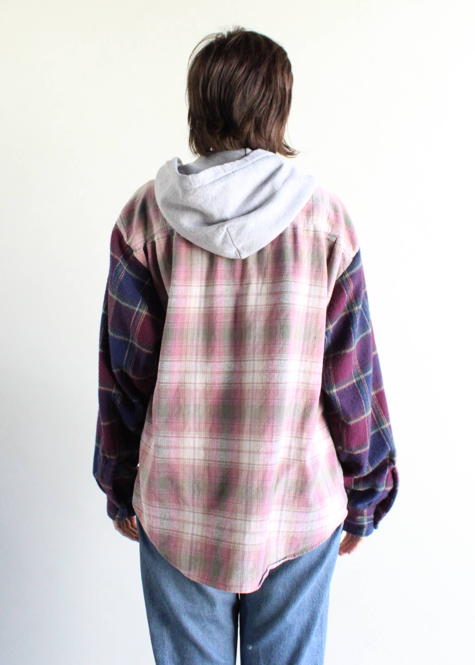 American Recycled Clothing - Wholesale Shirt Jacket/Shacket - Women's - Flannel Shirt Jacket Bundle5