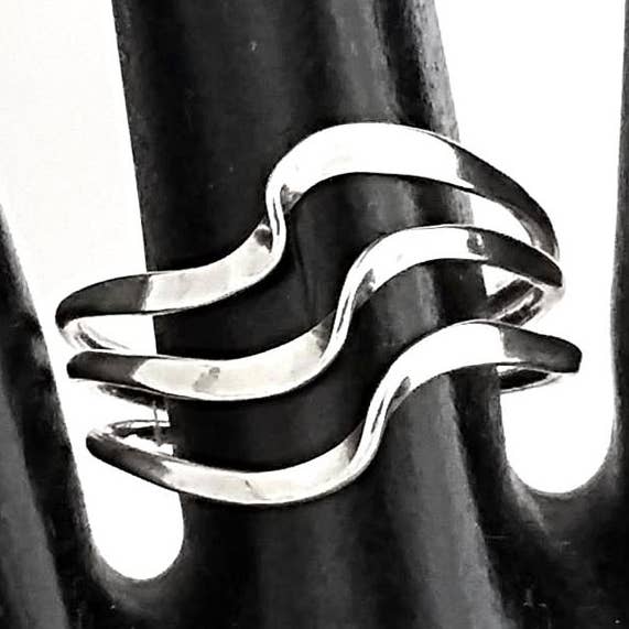 Costello International - Wholesale Band/Stacked Ring - Silver Wave Rings0