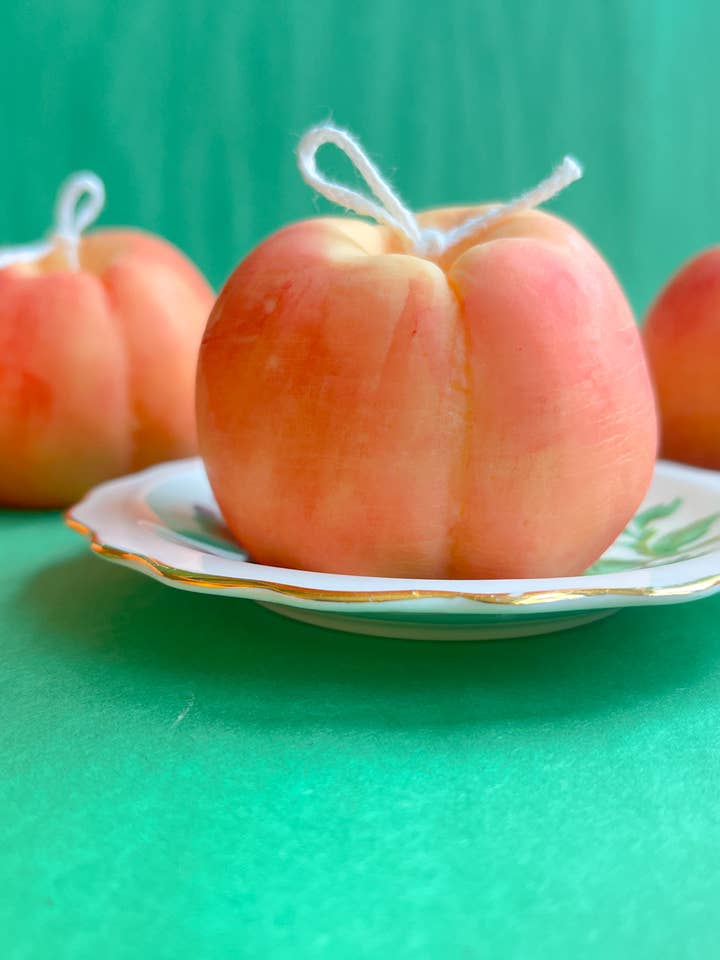 Sabor a Durazno - Peach Candle for wholesale by The Wednesday Co