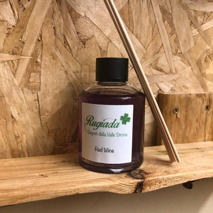 Red Wine Room Fragrance for wholesale by Rugiada I Segreti della Valle Strona