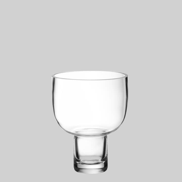 Petit vase NEBL, transparent pour la vente par Studio Nordhaven