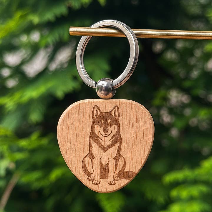 Individuell gestalteter Schlüsselanhänger aus Holz mit Hunderasse 38x38mm für den Großhandel von Arthousefern