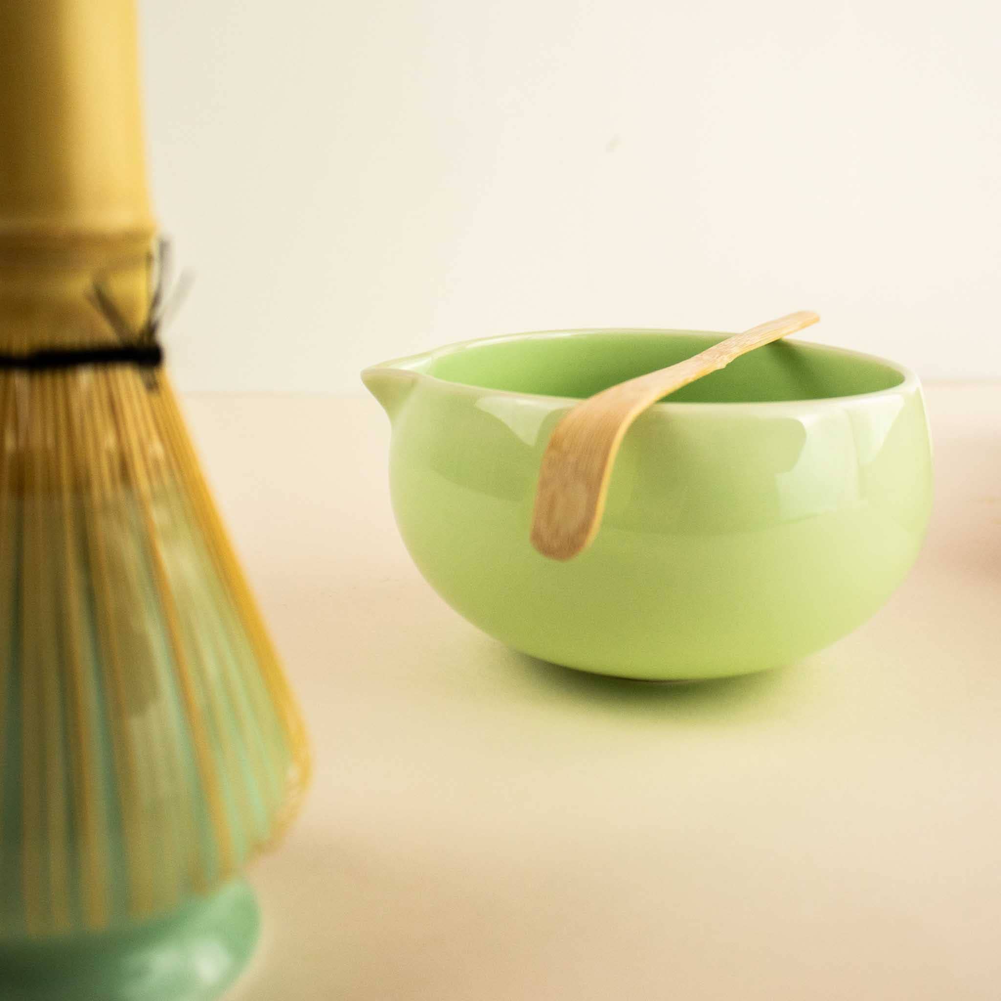YOKO DESIGN - Vendita all'ingrosso Set di utensili da cucina - Confezione regalo Matcha Set3