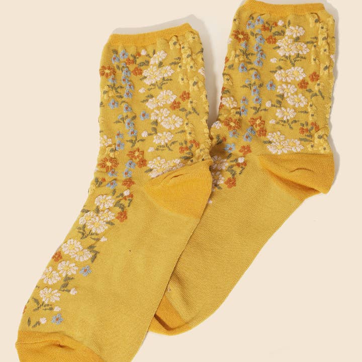 Gele sokken met meerdere bloemenpatronen voor wholesale door Anarchy Street