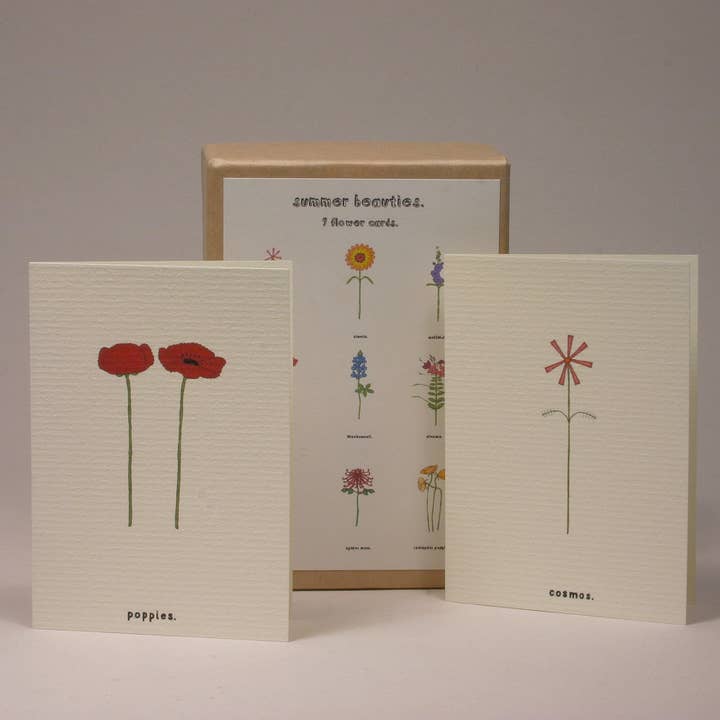 Eine Schachtel mit kleinen Blumengrußkarten, Sommer Schönheit. für den Großhandel von Beth Mueller