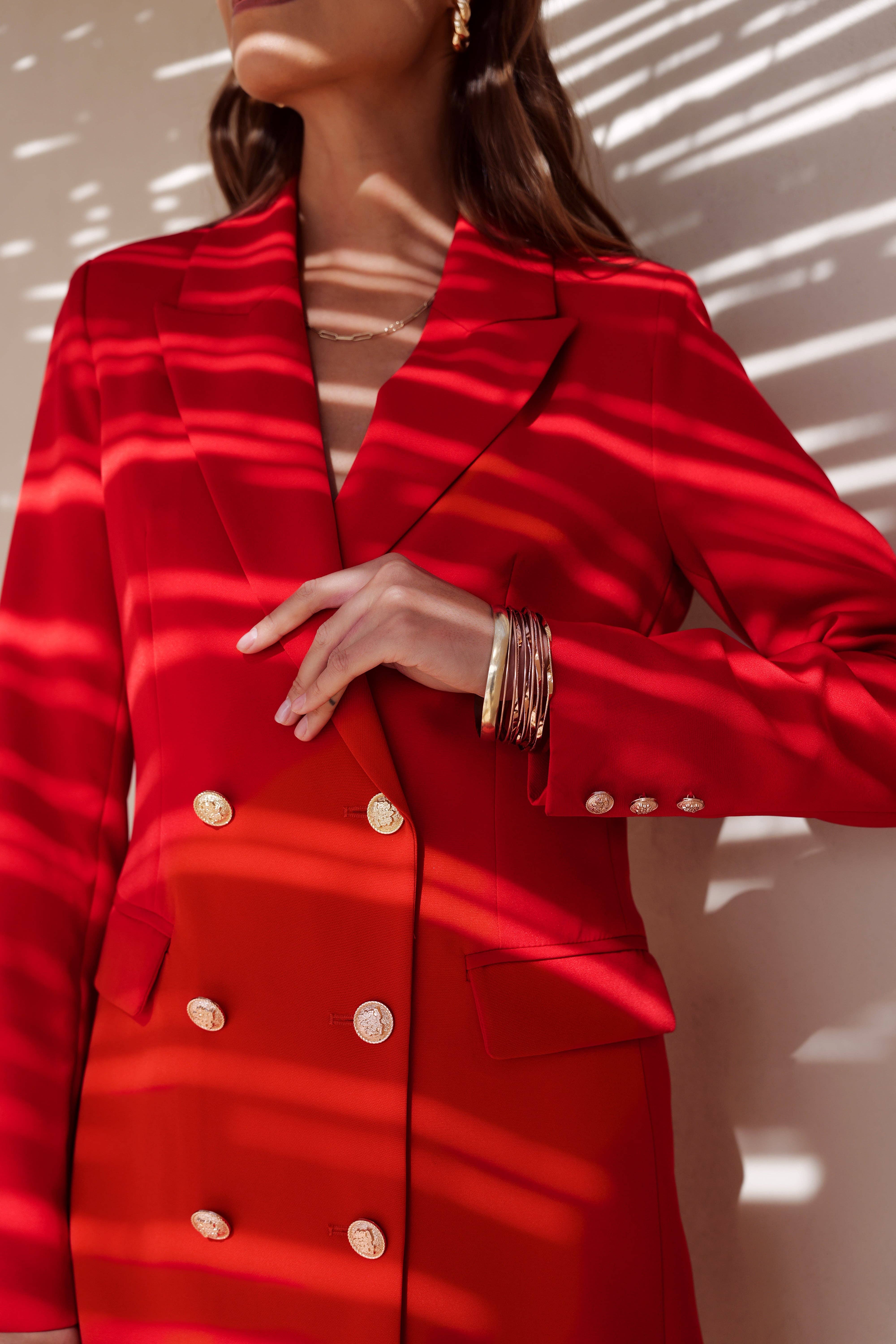 Attentif Paris – Engroshandel Jakke - Dame – Solid dobbeltradet blazer-kjole med guldfarvede knapper22