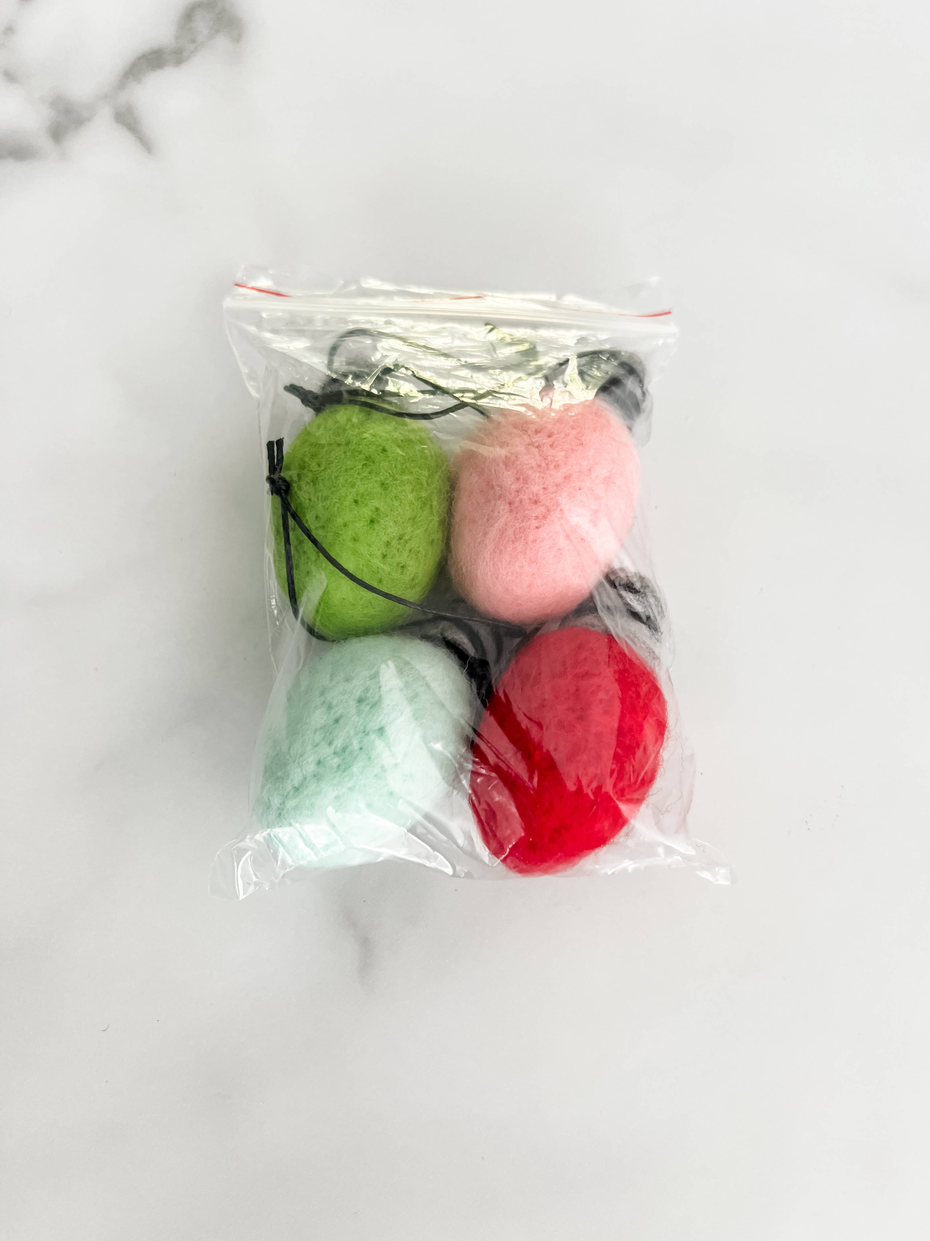 Trim & Twine - Vente Lots de décorations - Ampoules en feutre - Lot de 41