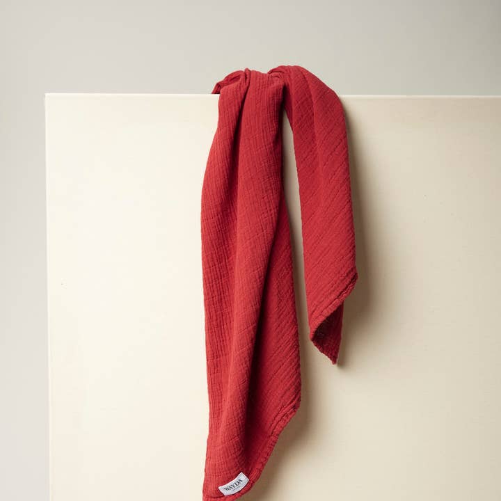 Rote Paprika and other Purchase Wholesale automaticos bebidas y alimentos. Free Returns & Net 60 Terms on Faire trending on Faire.