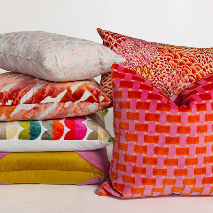 Gwen Candy - Bubblegum Pink & Orange Cut Velvet Throw Pillow for wholesale on Faire4