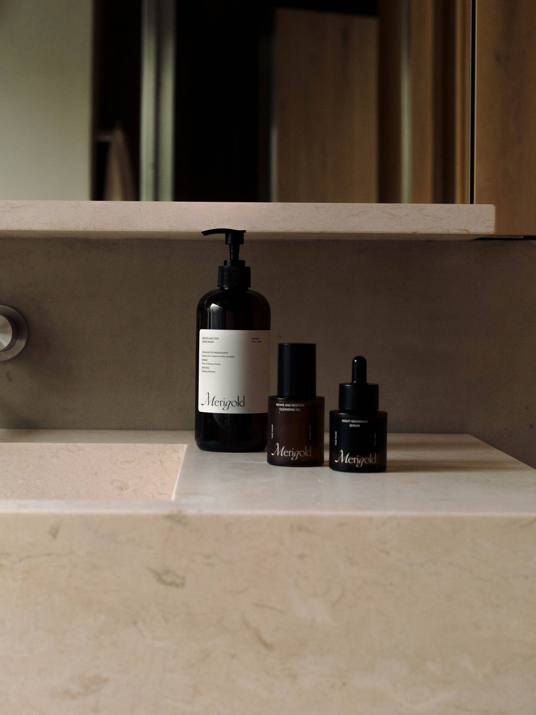 Merigold - Wholesale Facial Cleanser - Revive and Restore Cleansing Oil10