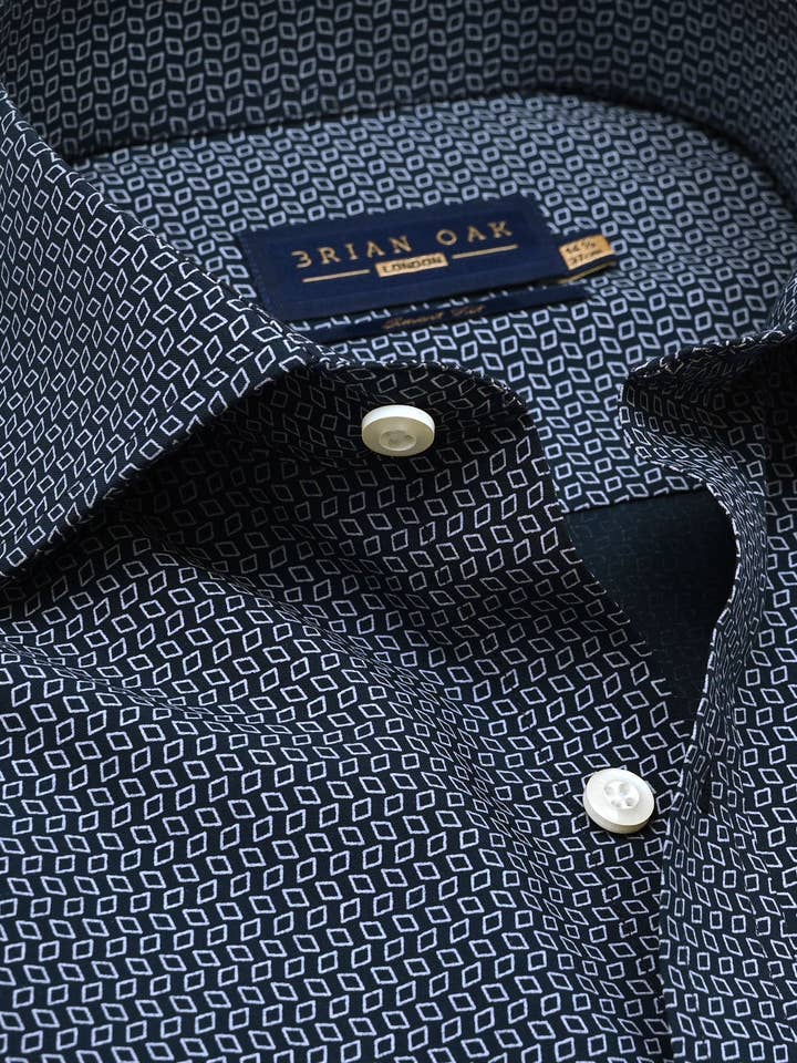 Mønstret Skjorte – Marineblå for engroshandel hos Brian Oak Limited