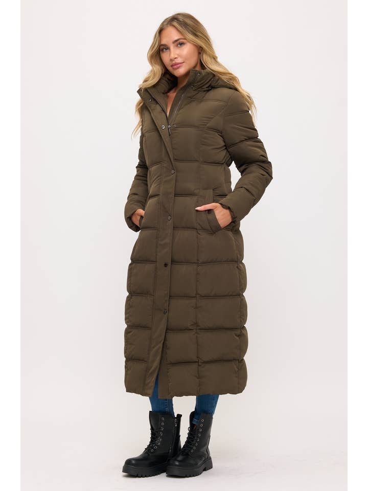 Coalition Apparel Inc - Vendita all'ingrosso Piumino - Donna - CLANP0113: Cappotto con Cappuccio Skyline Elite10