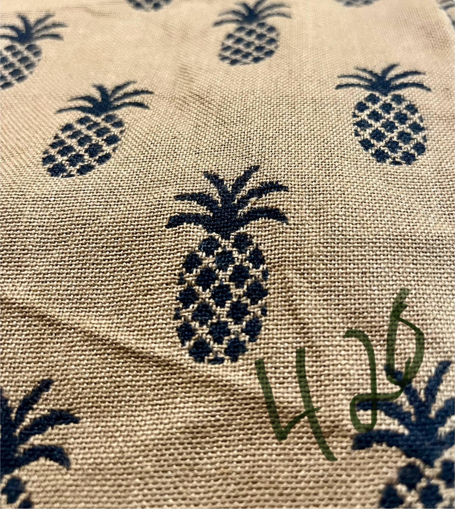 Raggedy Junction - Wholesale Candle Holder - Handmade coverlet 8x8" table mat11