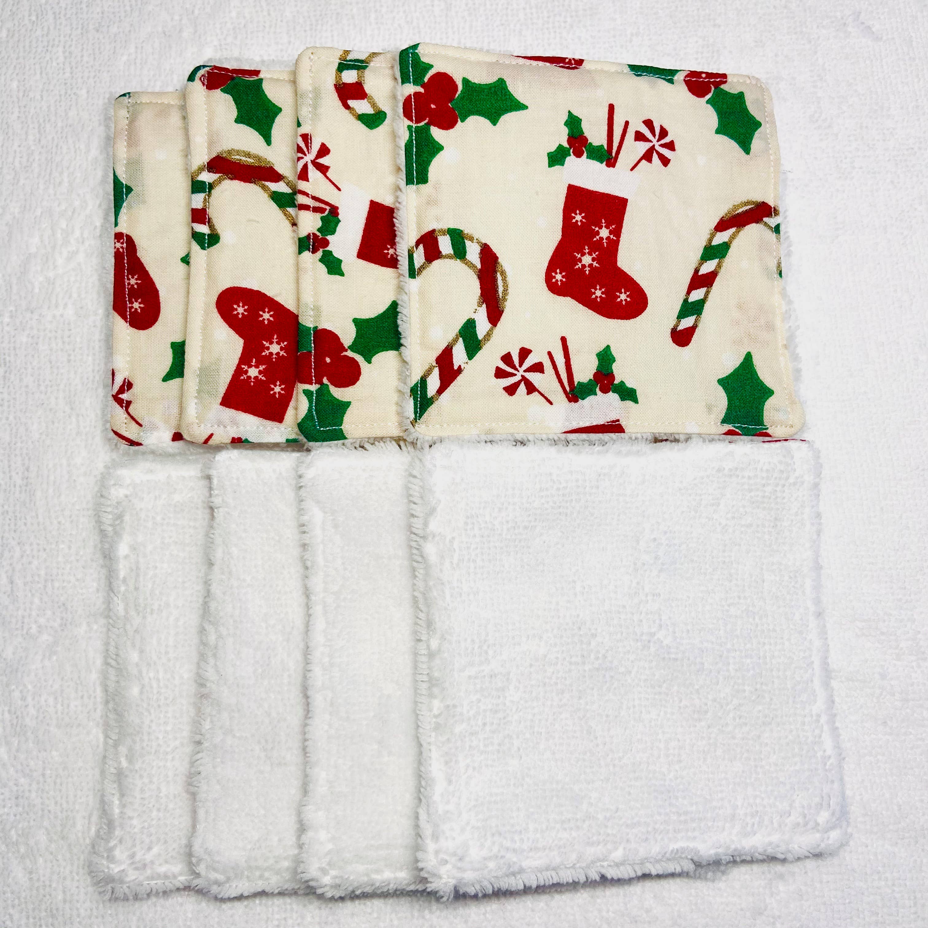 Meli beauty – wholesale Sminkborttagning – Tvättbara servetter med tryckta polkagrisar3