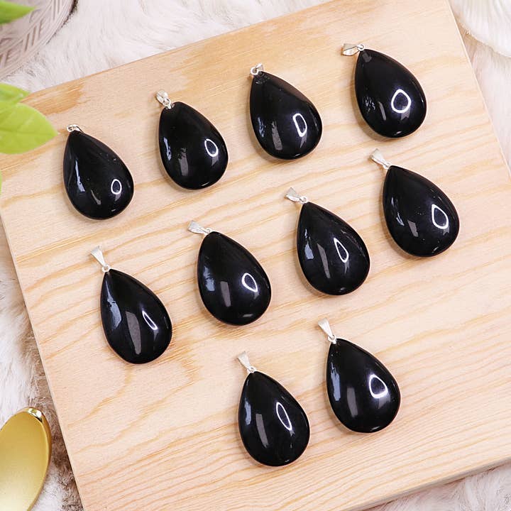 Ciondoli a goccia in ossidiana nera - Gioielli in ossidiana nera per la vendita all'ingrosso da parte di Natures Artifacts Inc