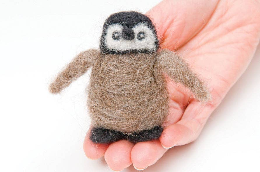 Woolpets - Vente Kit de bricolage - Kit de feutrage pour pingouins1