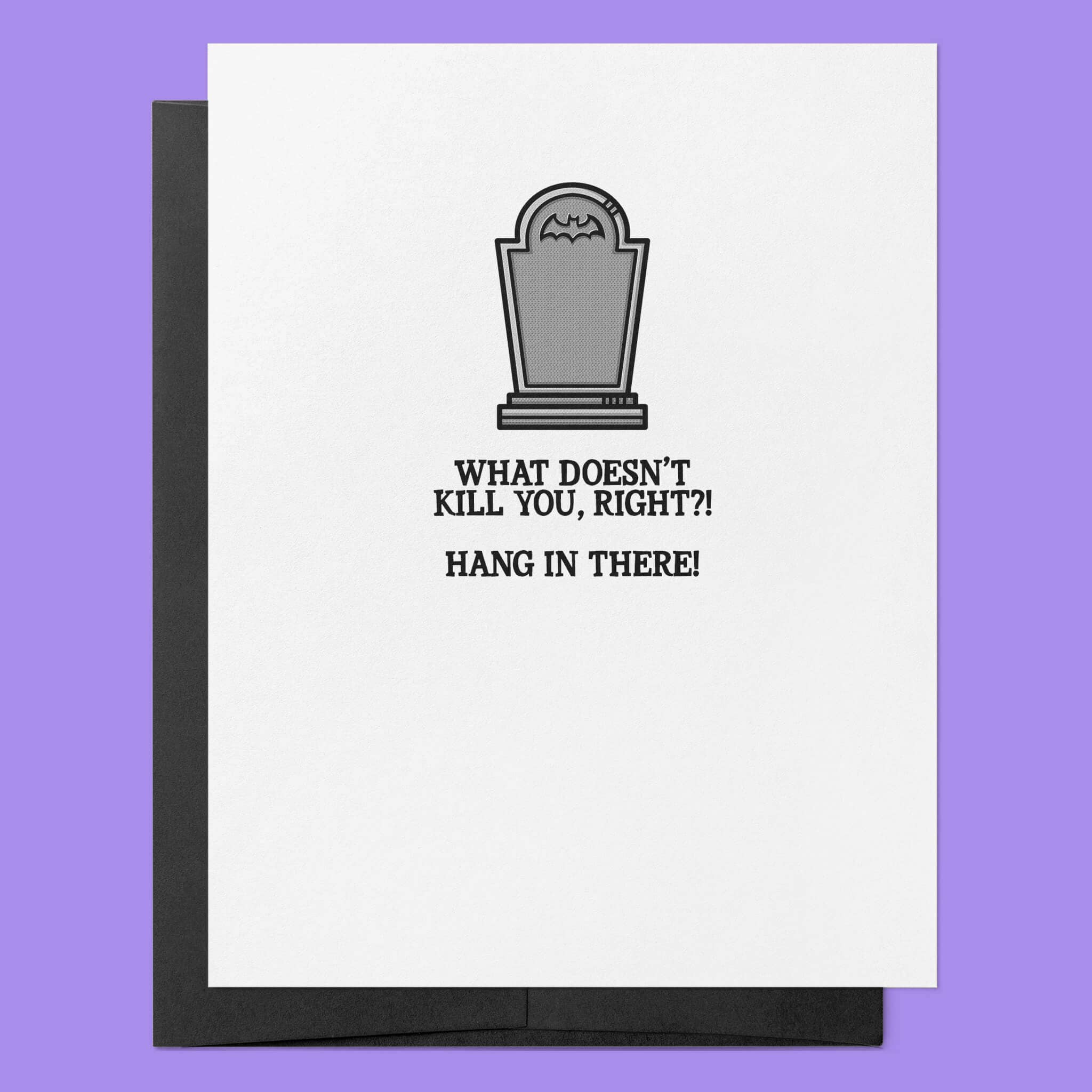 That Queer Card Co - Vente Cartes d'encouragement - Ce qui ne te tue pas | Carte de vœux d'encouragement effrayante3