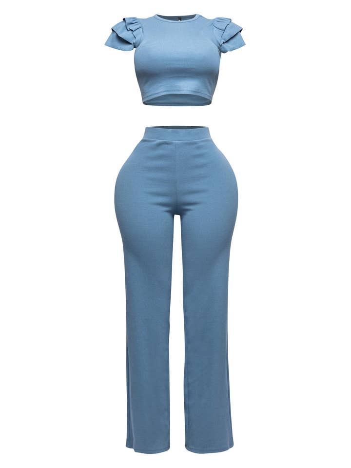 Haut et pantalon à épaules volantées pour la vente par K Too