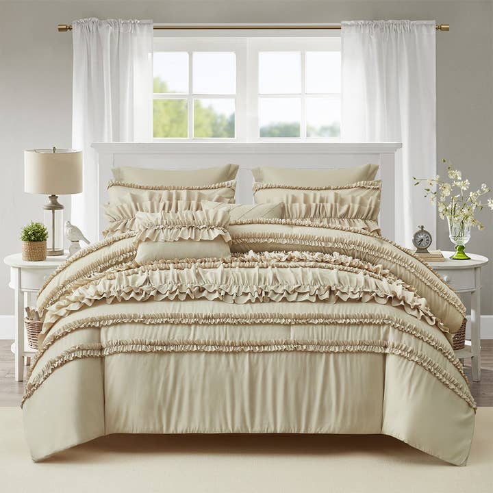 7 Piece Handcrafted Ruffled Ruching Comforters Bedding Set for wholesale by HIG