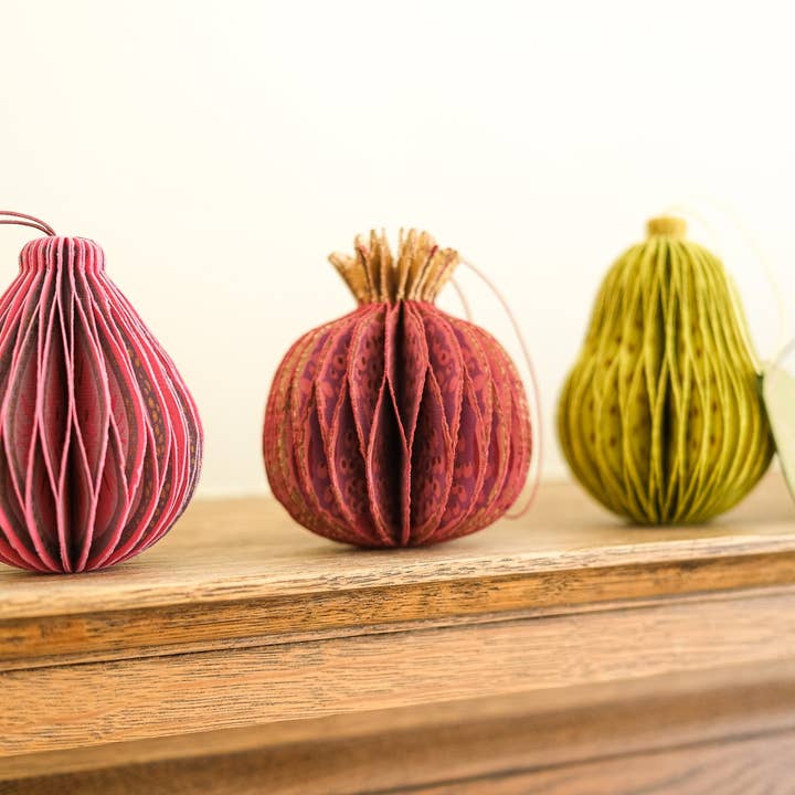 East End Press - Wholesale Ornament - Fig Honeycomb18