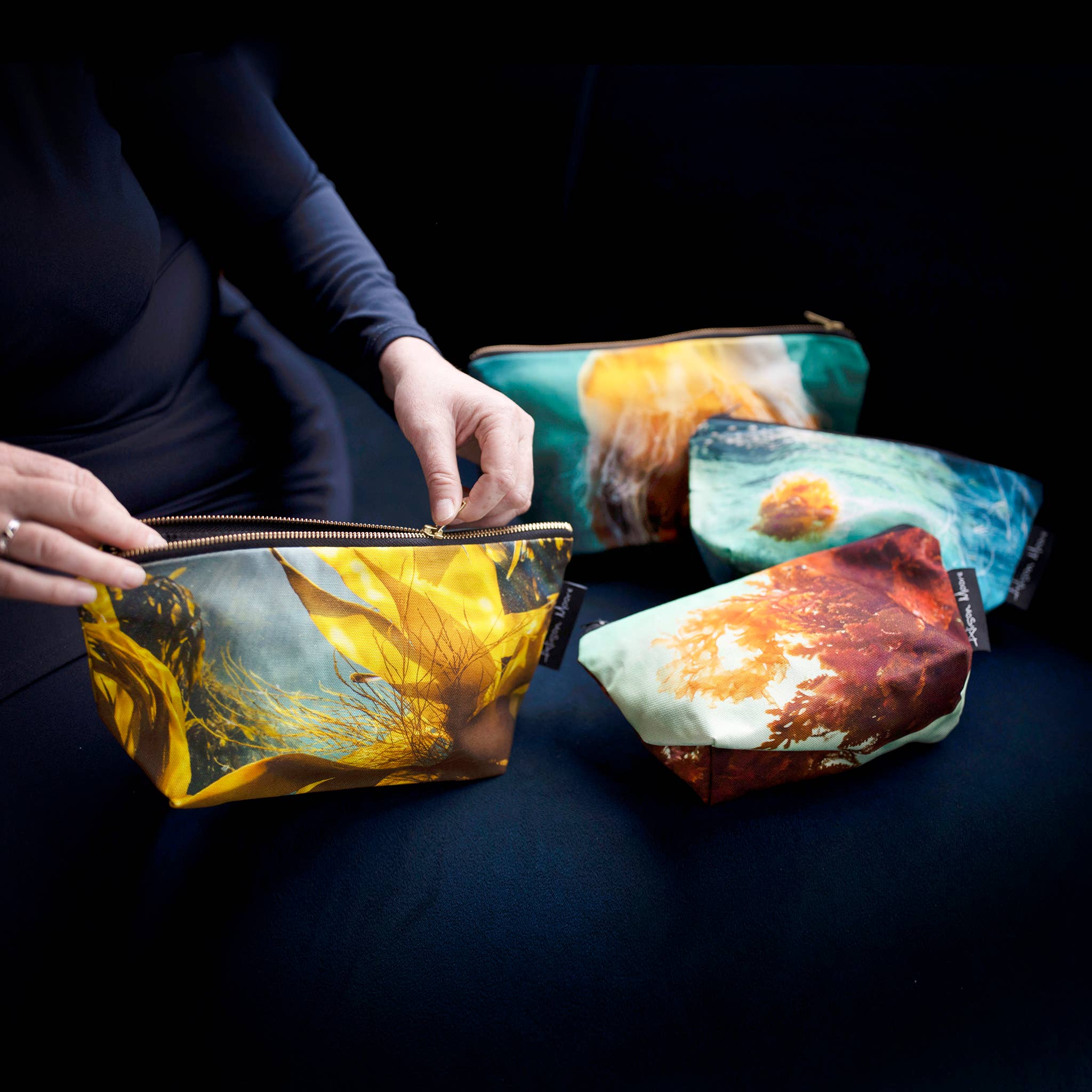 Alison Moore Designs – wholesale Make-up/cosmetic bag – Kelp Magic Makeup Bag2