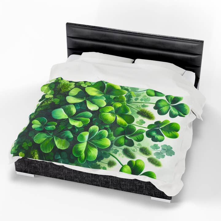 Ohhh So Swag - Wholesale Throw Blanket - Lucky Four Leaf Clover Shamrock Green and White Blanket | US3